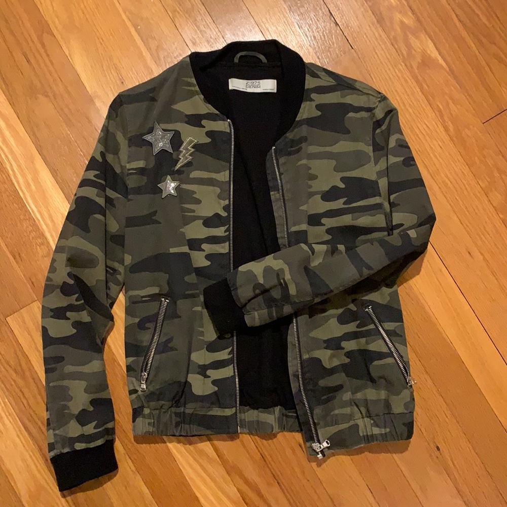 Camo bomber jacket